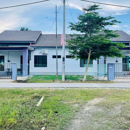 Arwaa Homestay Beachview Бачок Екстериор снимка